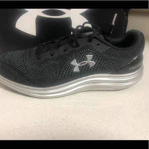 Under Armour liquify  size 13